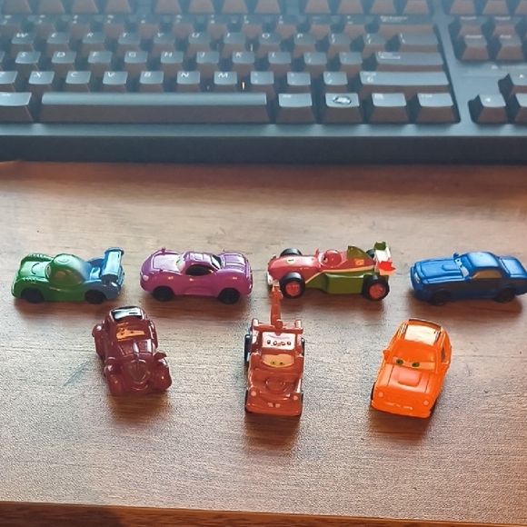 Disney Pixar Cars Micro Figurine Set - 7 Pieces - Stationary Collection - Picture 4 of 9